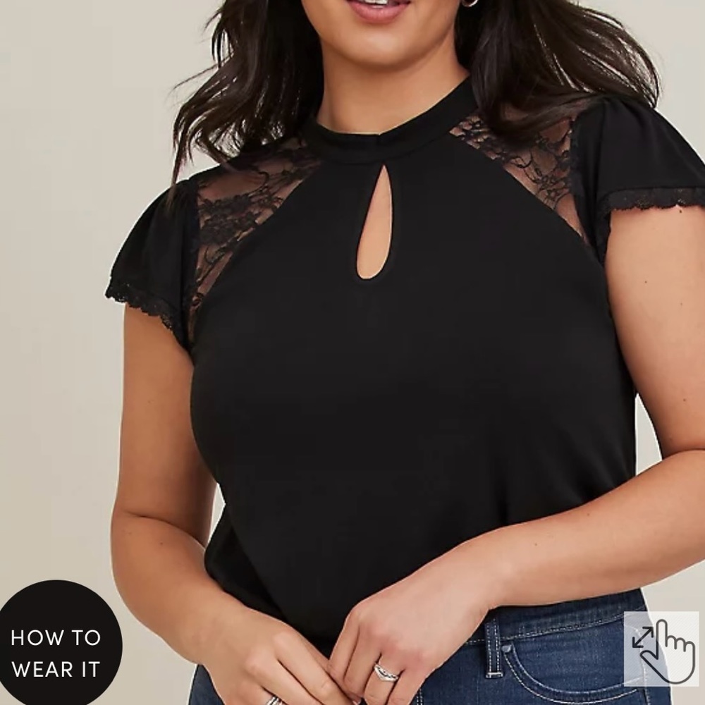 Torrid Studio Crepe Jersey Mock Neck Lace Pieced Keyhole Top Size 4 Black